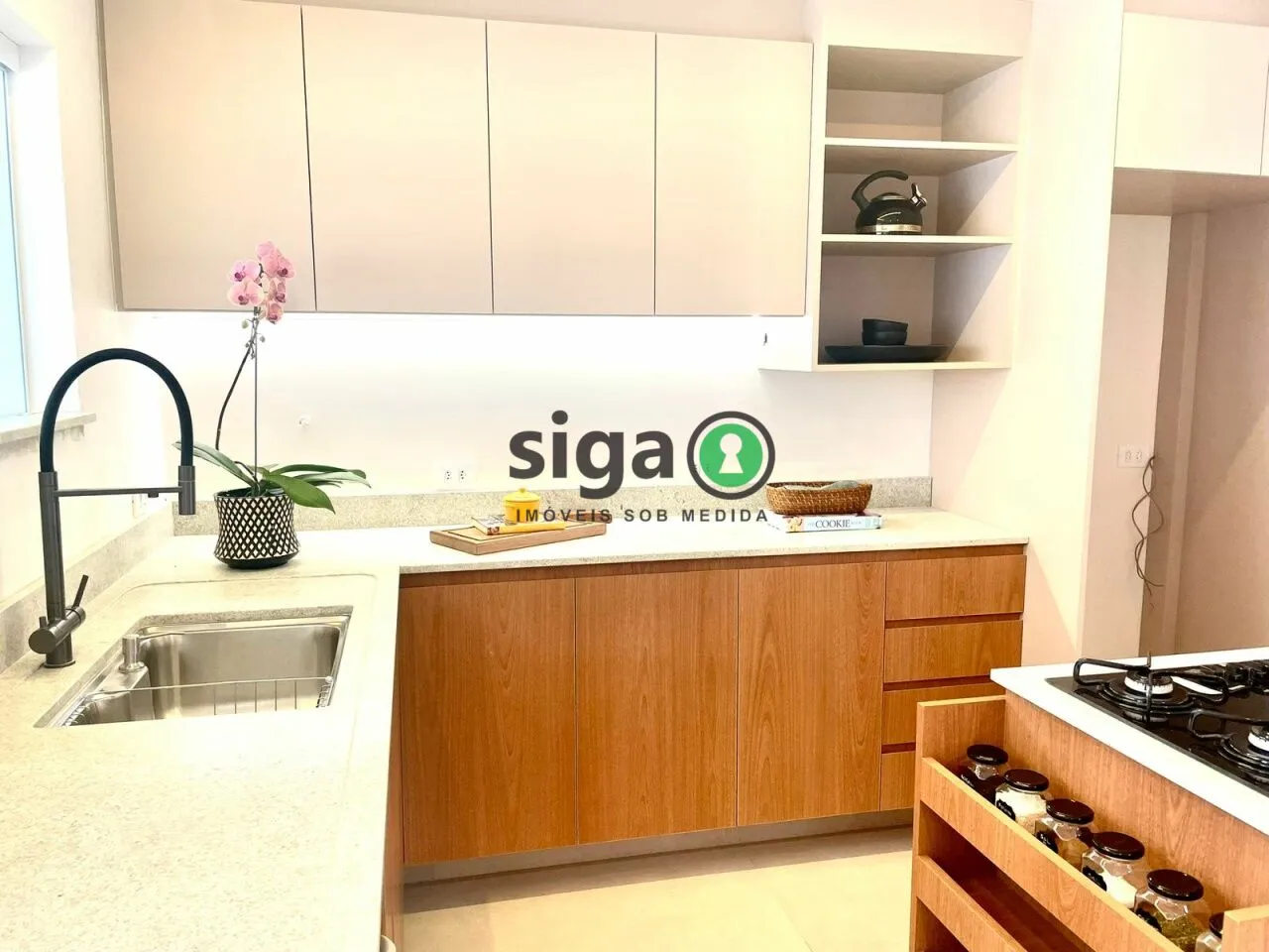 Imagem Apartamento Alto Padrão no Itaim Bibi - 120m², 2 Suítes + Home Office, 1 vaga!