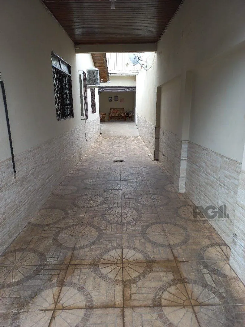 Imagem Casa 2 dormitórios com piscina na Vila Nova Porto Alegre