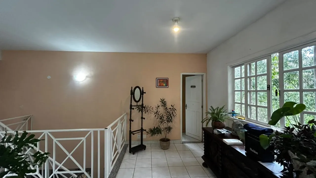 Imagem Casa em Condomínio para Venda em Petrópolis / RJ no bairro Itaipava