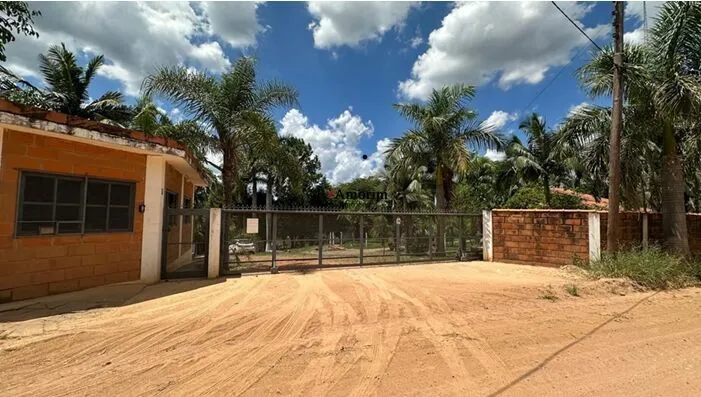 Imagem Terreno a venda em Itu com abundância de água, e área aproximada de 1.000 metros