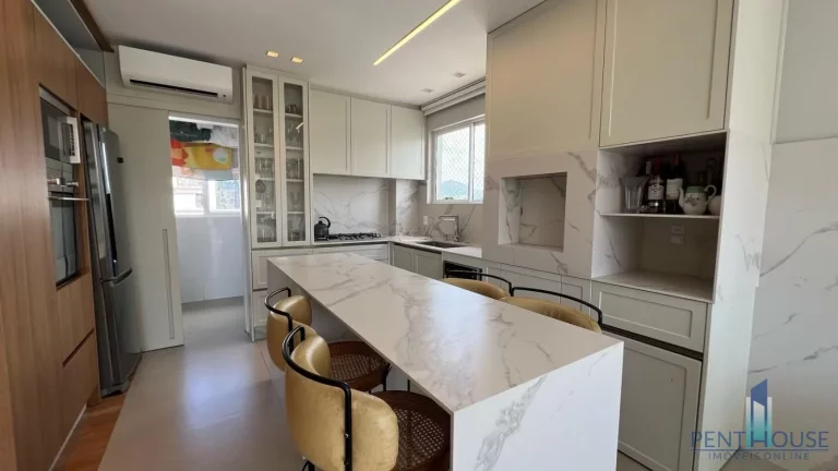 Imagem Apartamento Zona Central para Venda em Balneário Camboriú, PIONEIROS, 3 dormitórios, 3 suítes, 4 banheiros, 2 vagas