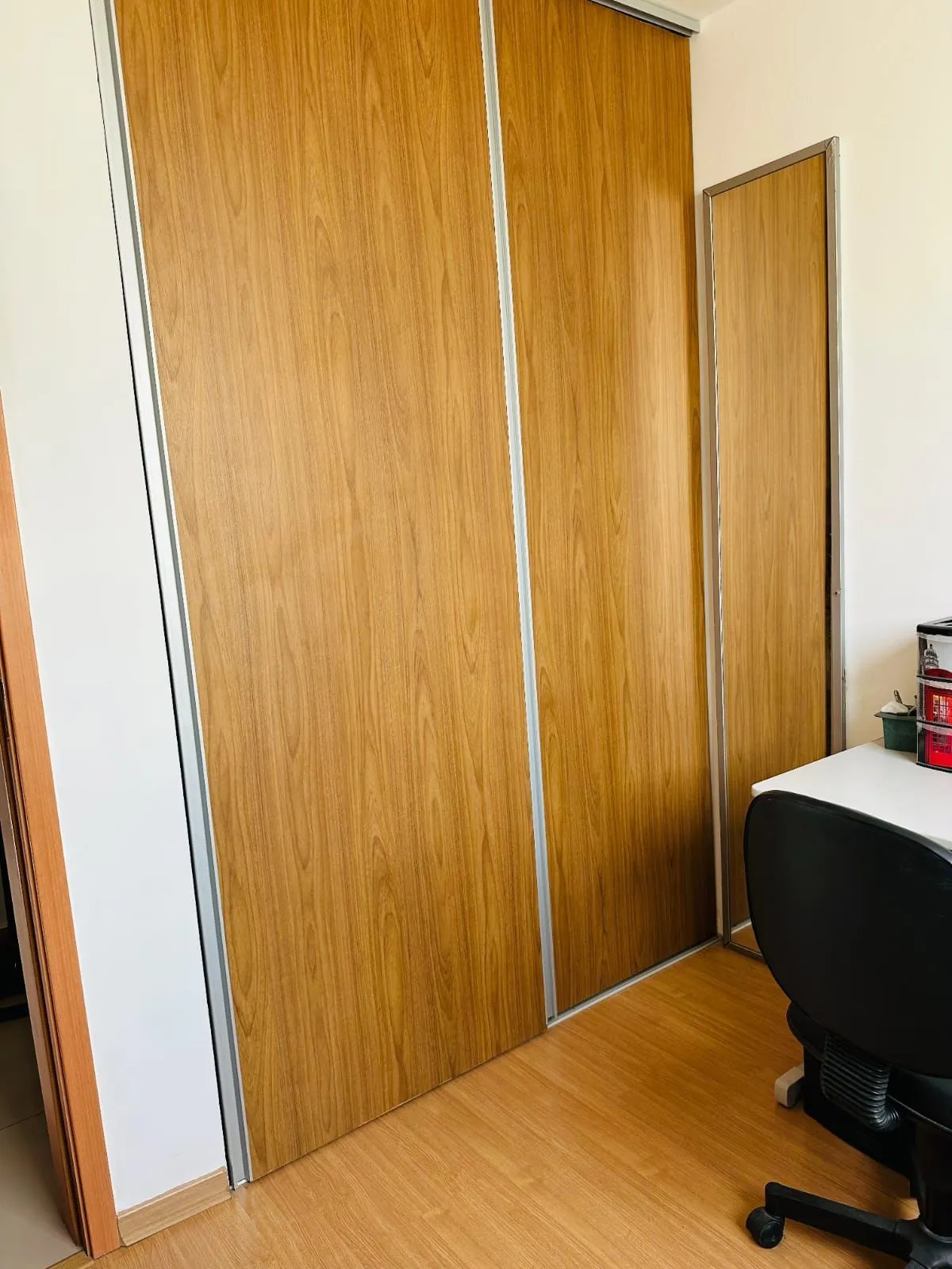 Imagem Excelente apartamento 2 dormitórios e vaga em Novo Hamburgo