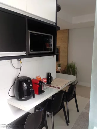 Imagem Apartamento à venda em Lauro de Freitas - Buraquinho: 3 quartos, 1 suíte, 2 salas, 1 banheiro, 1 vaga de garagem, 71m²