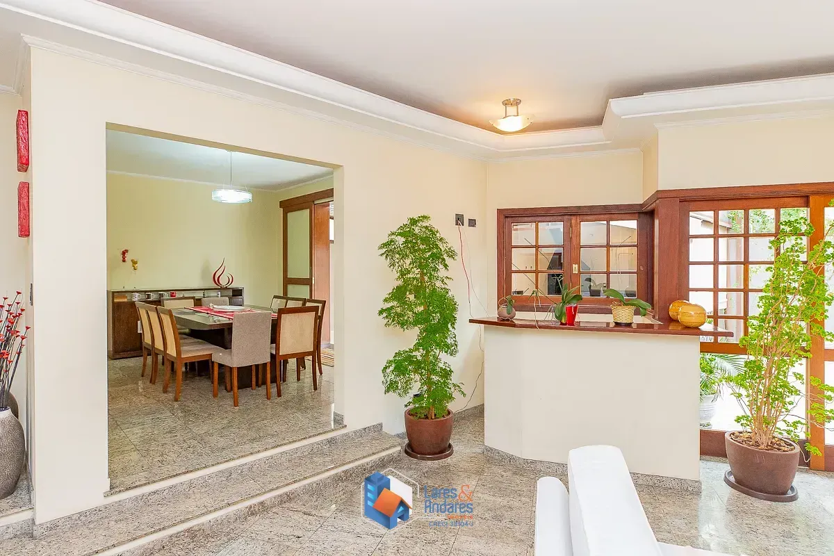 Imagem Casa no condomínio Residencial Morumbi para venda com 5 quartos, sendo 3 suítes, 425m²