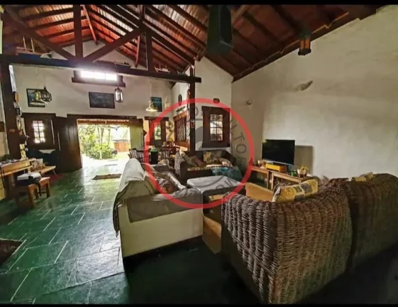 Imagem Casa Aconchegante estilo Fazenda, a uma quadra dz Praia de Maresias. com 4 quartos area gourmet, garagem e jacuzzi