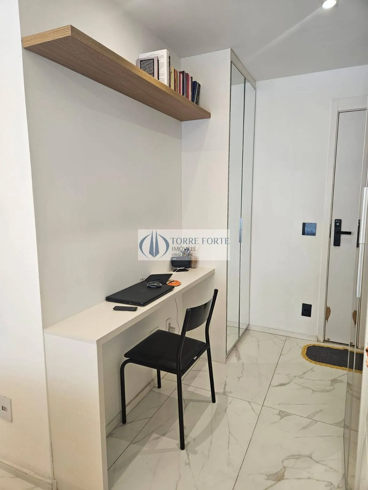Imagem Lindo Apartamento com 2 dormitorios 1 vaga , Varanda na Barra Funda.