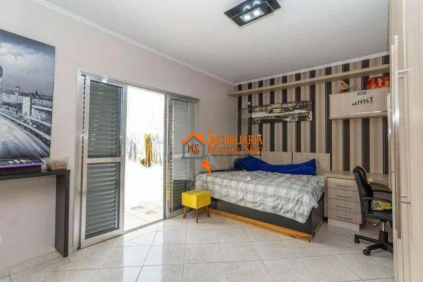 Imagem Sobrado com 3 dormitórios à venda, 200 m² por R$ 1.100.000,00 - Cocaia - Guarulhos/SP