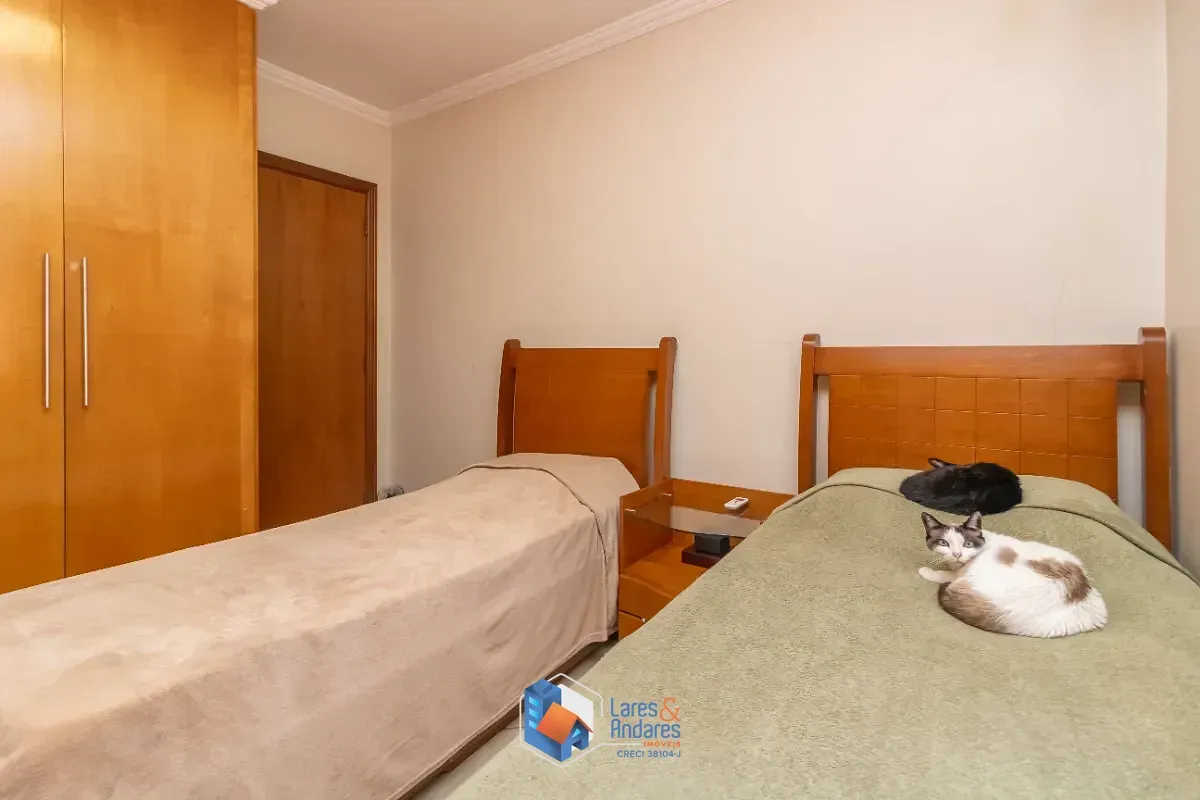 Imagem Casa para venda em Jardim São José (Zona Norte) com 4 quartos, sendo 2 suítes, 202m²
