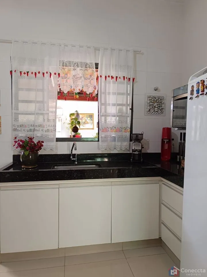 Imagem Casa à venda, 193 m² por R$ 950.000,00 - Valparaíso - Patos de Minas/MG