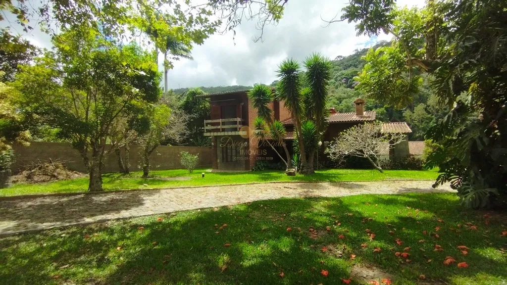 Imagem Casa para Venda em Teresópolis / RJ no bairro Albuquerque