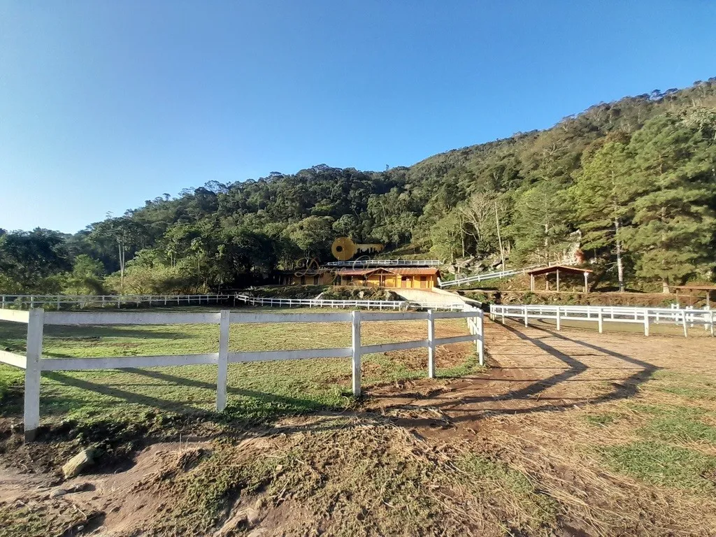 Imagem Haras para Venda em Teresópolis / RJ no bairro Córrego das Pedras