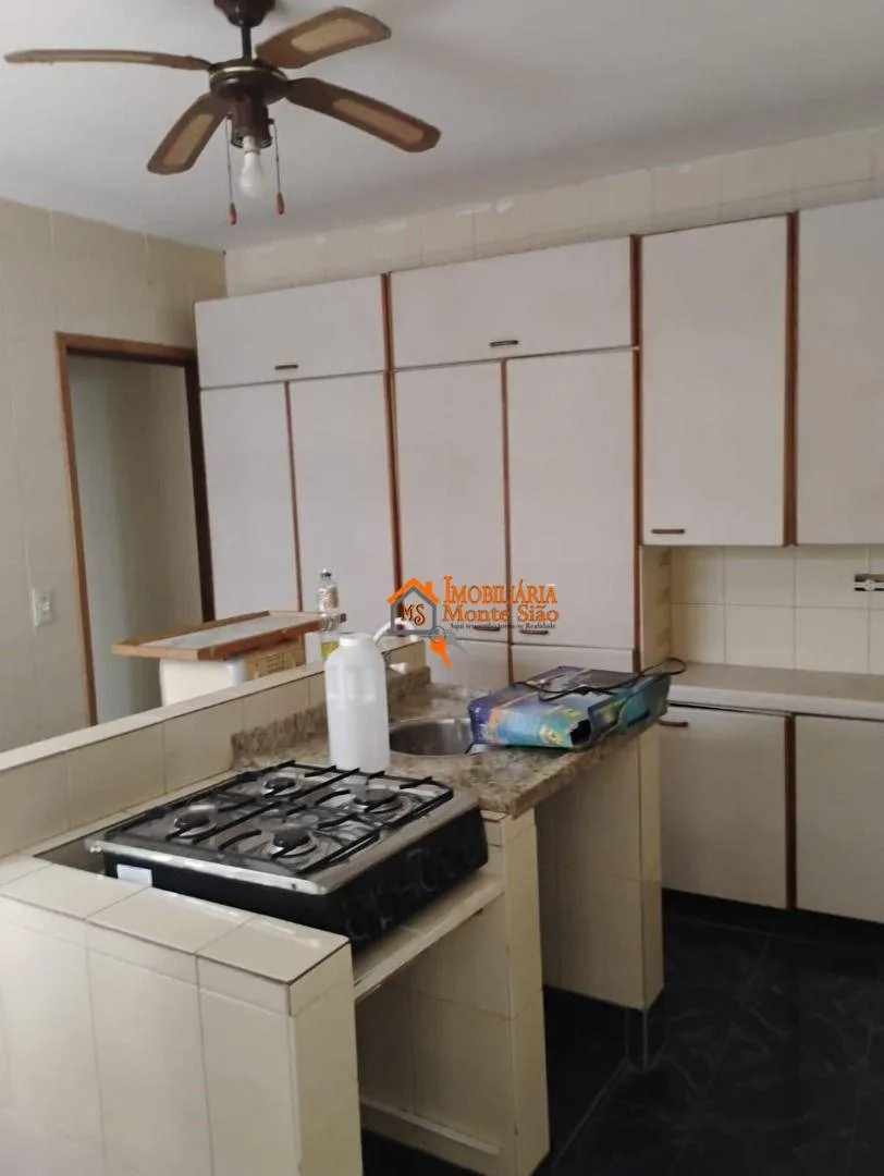 Imagem Sobrado com 4 dormitórios à venda, 196 m² por R$ 950.000,00 - Jardim Las Vegas - Guarulhos/SP