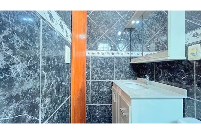 Imagem Casa para venda no bairro Vila Nova em Porto Alegre