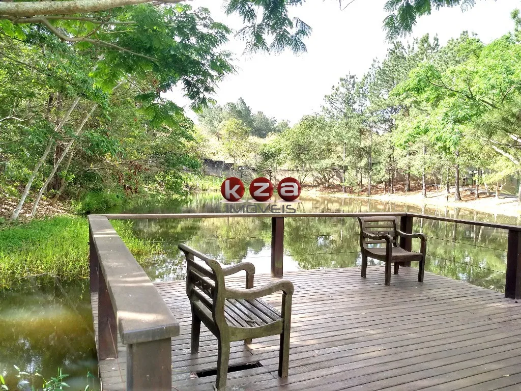 Imagem Oportunidade: Terreno em Condomínio de 1.000m² em Valinhos-SP, Cond. Villa lombarda. Agende sua visita!