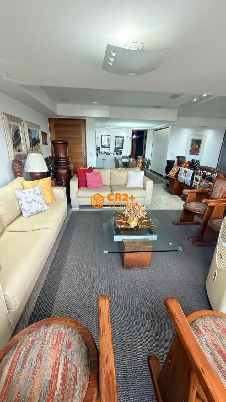 Imagem Vendo Cobertura com 318m² no Espinheiro