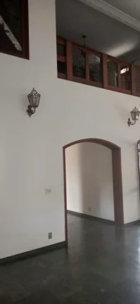 Imagem Residencia localizada no Estoril II, completa em armarios, 4 suítes.