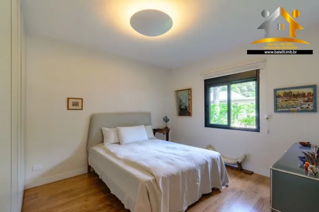 Imagem Casa à venda no condomínio Vila dos Jacarandás na Granja Viana - Batelli Imóveis