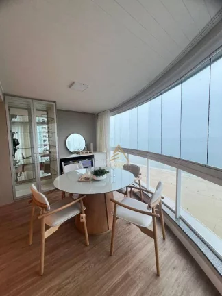 Imagem Apartamento com 3 dormitórios à venda, 114 m² por R$ 4.800.000,00 - Frente Mar - Balneário Camboriú/SC