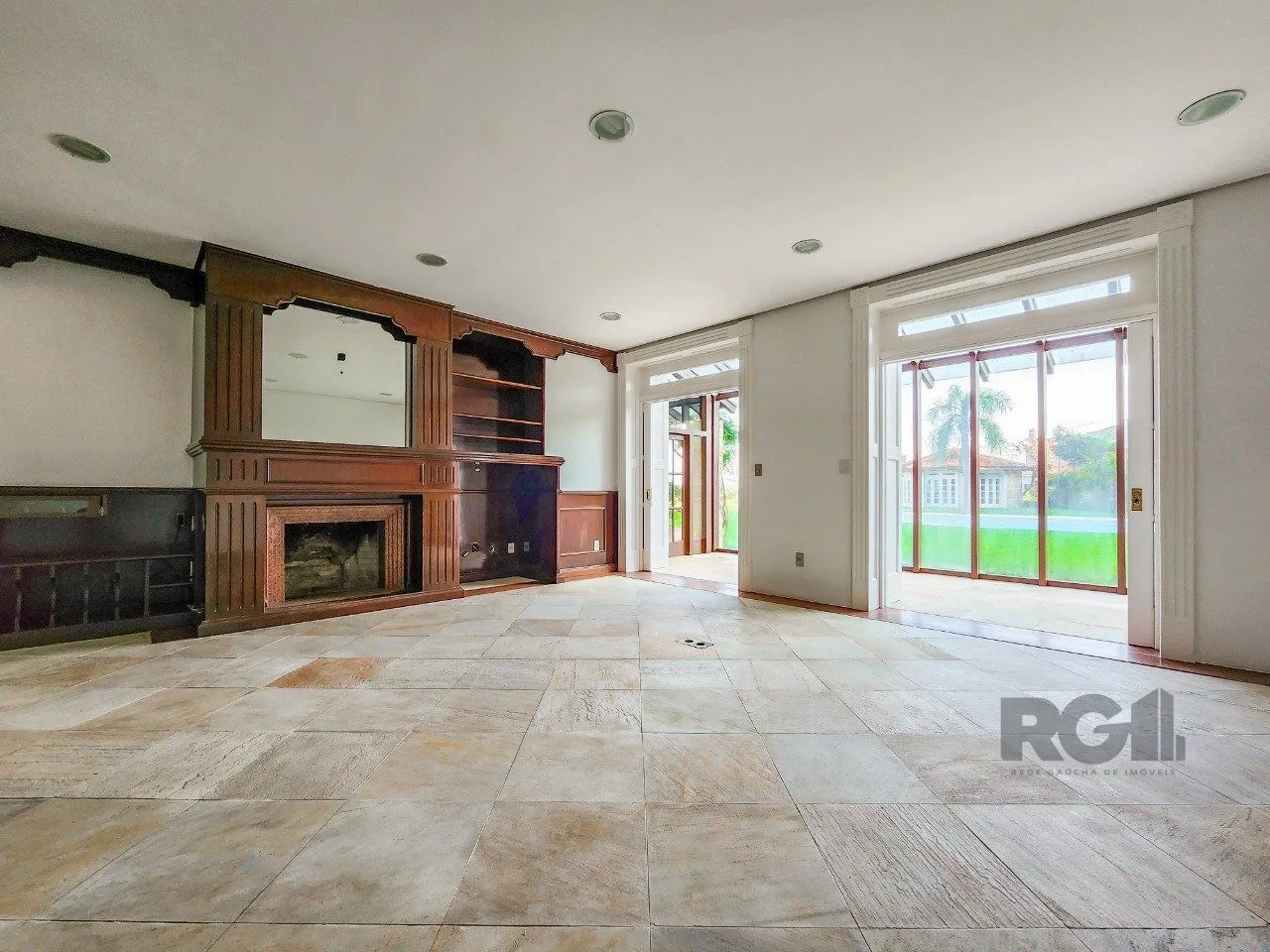 Imagem Casa de Fazenda com 1.318m²