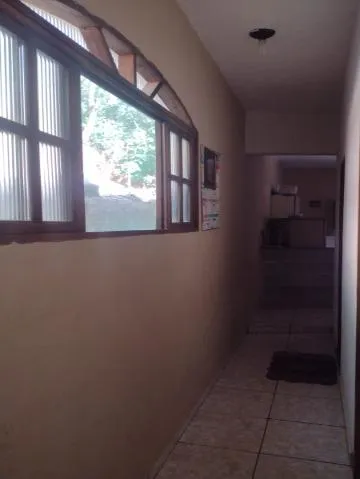 Imagem VENDA DE CASA NO TUPÃ ARUJÁ/SP, com 370m² sendo 2 casas, 03 dormitórios, sala, 02 cozinhas, 02 banheiros, área de lazer c/ churrasqueira. CONSULTE-NOS