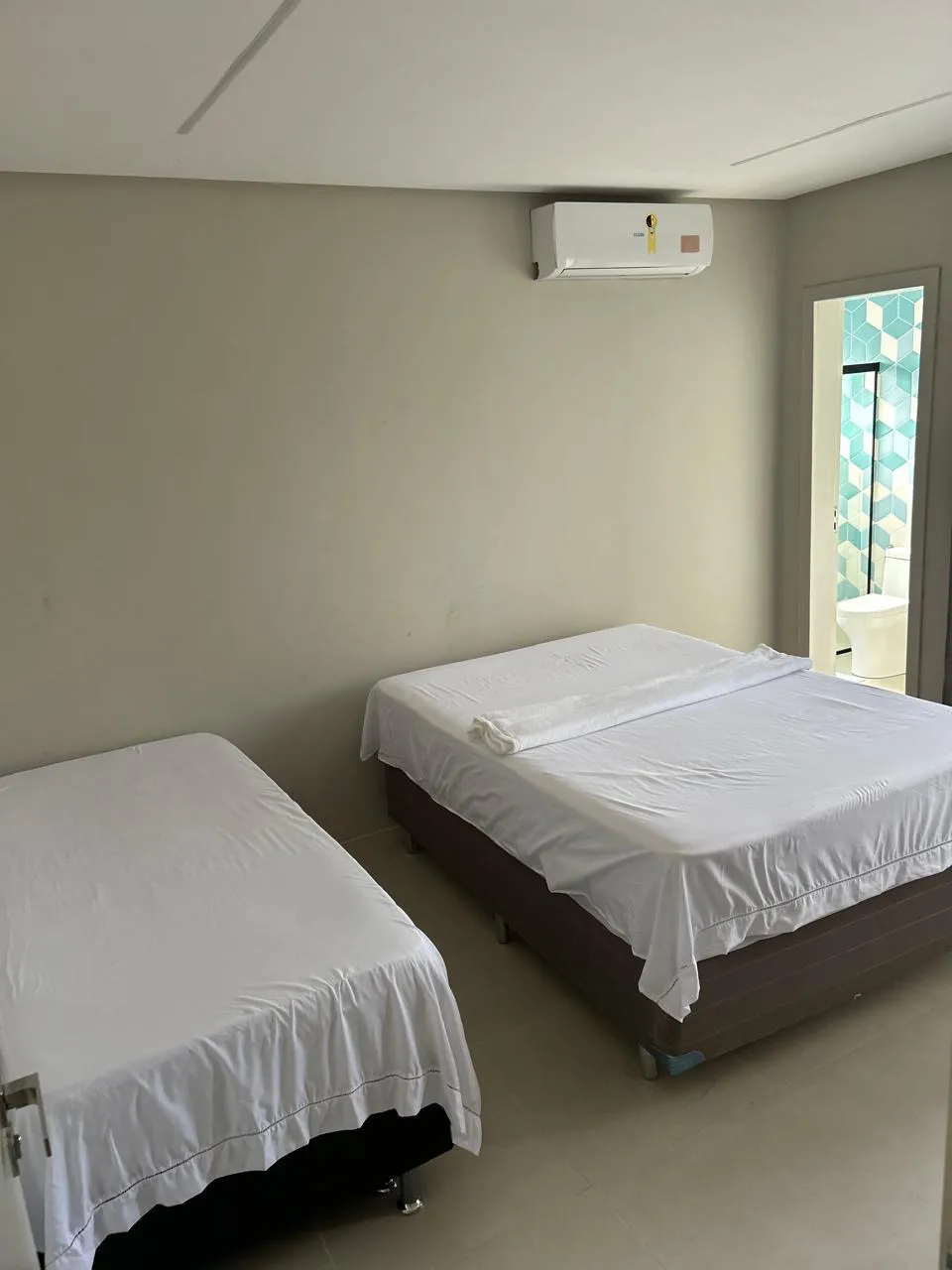 Imagem Casa de Condomínio com 3 Quartos para Alugar ou Temporada, 150 m² em Barra do Jacuípe - Camaçari