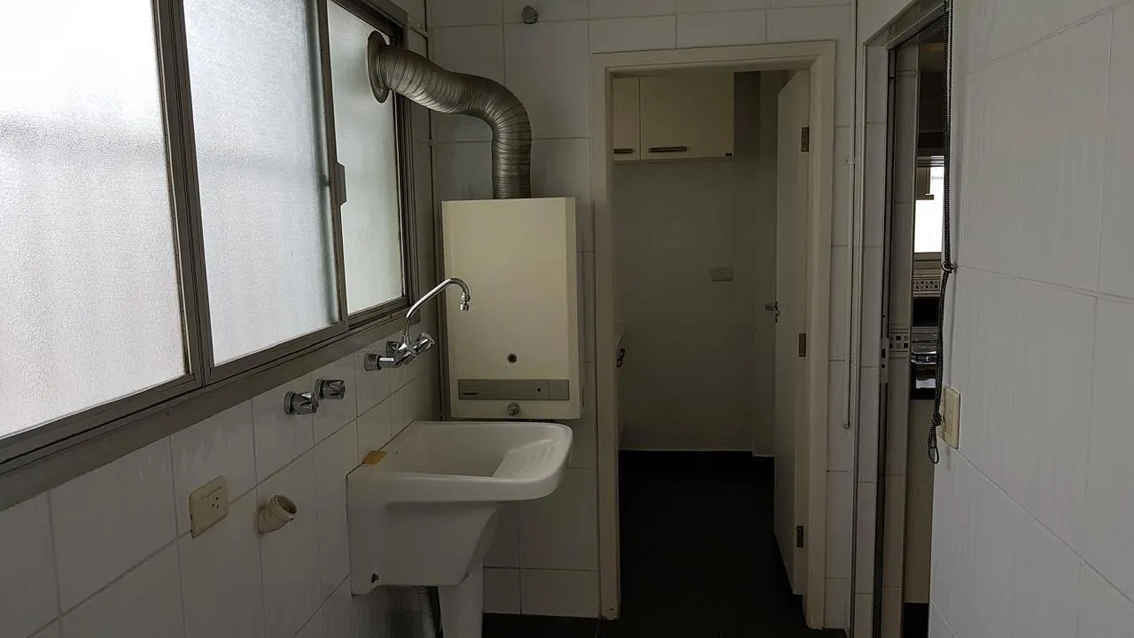 Imagem Apartamento Alto da Lapa - 114M², 3 Dorms, 1 Suíte, 1 Vaga, Pintura Nova.