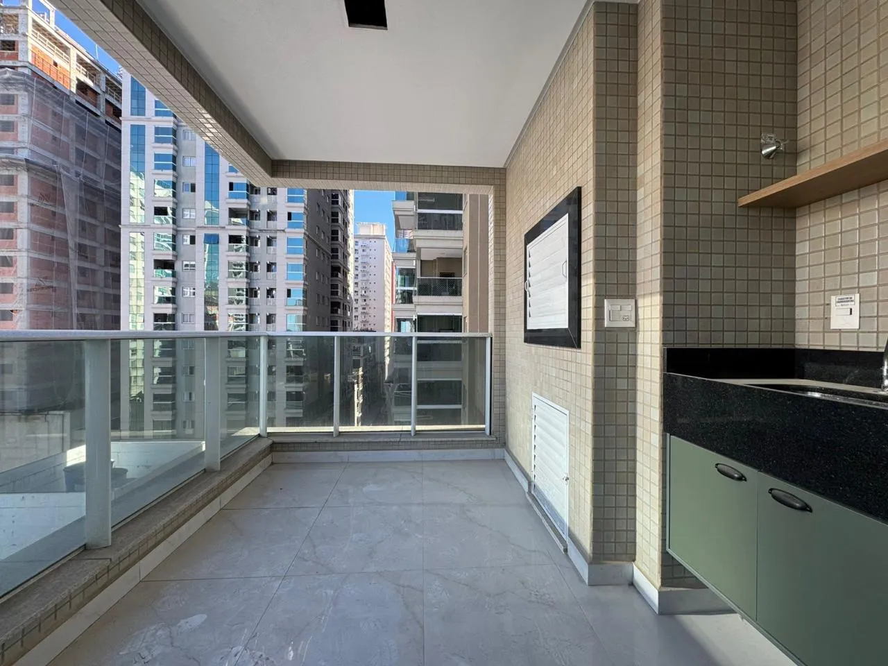 Imagem Apartamento com vista para o mar à venda com 70m2 por R$ 950.000,00