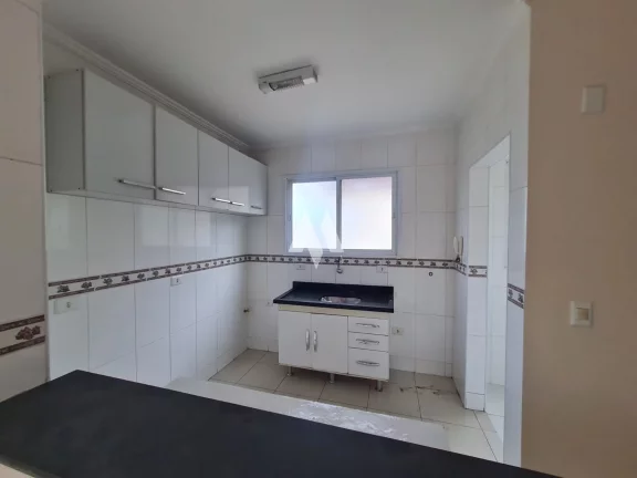 Imagem Sobrado Triplex , Recém Construído, 2 suítes , 2 vagas de garagem , Quintal e no Valor justo!