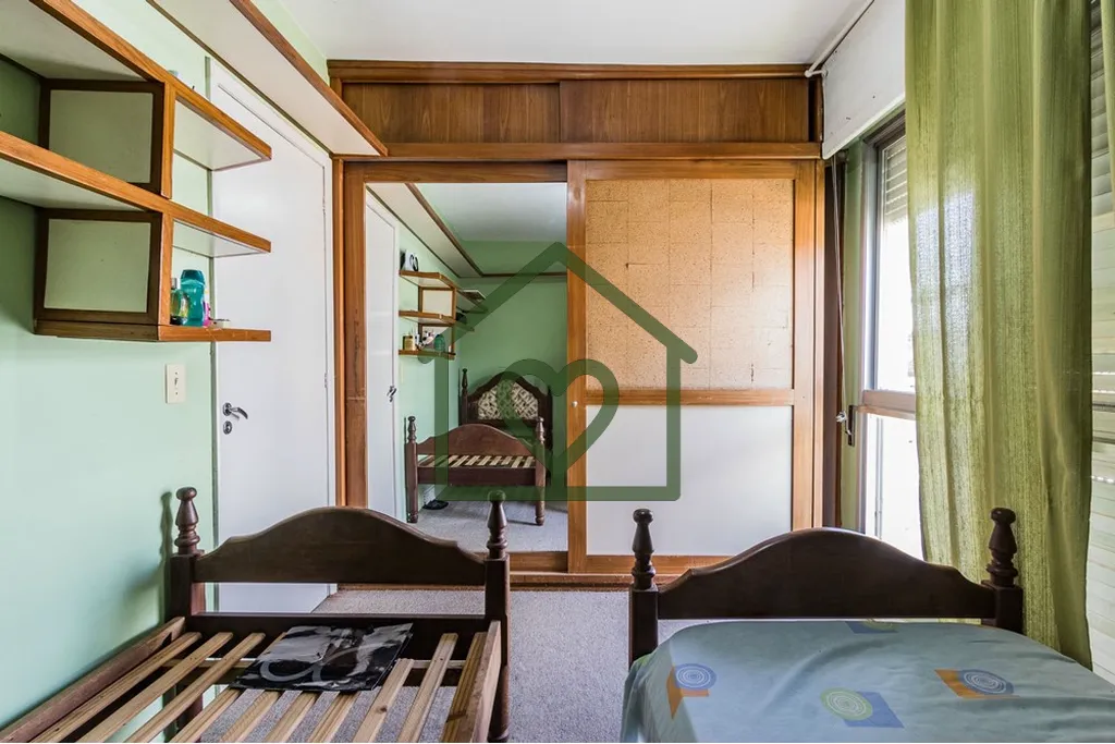 Imagem Apartamento espaçoso de 3 dormitórios com 127m2 de área privativa, localizado na Rua Silveiro, 11...