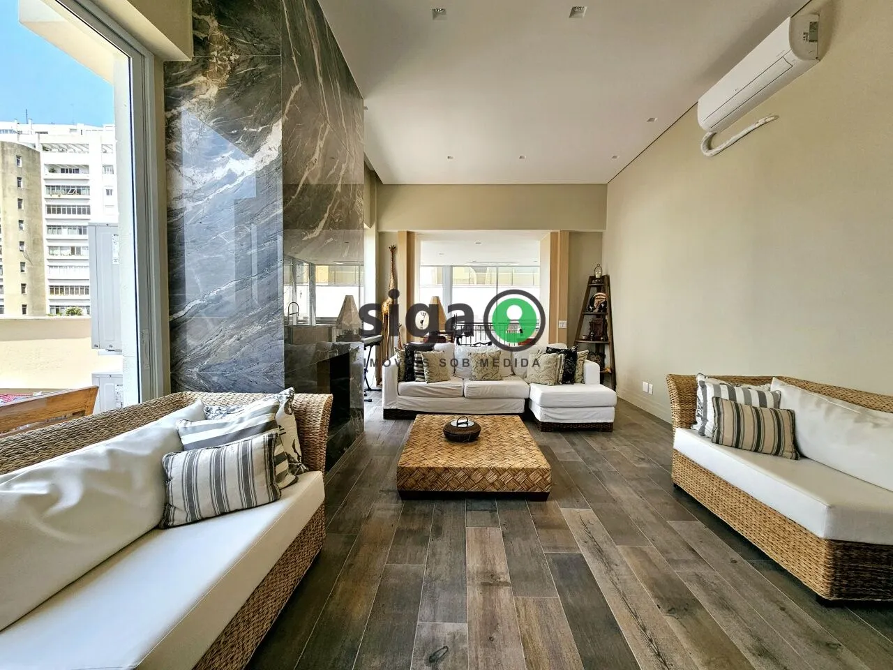Foto do imóvel Cobertura Duplex 420 m² reformados, 4 suítes e 5 vagas na Vila Nova Conceição