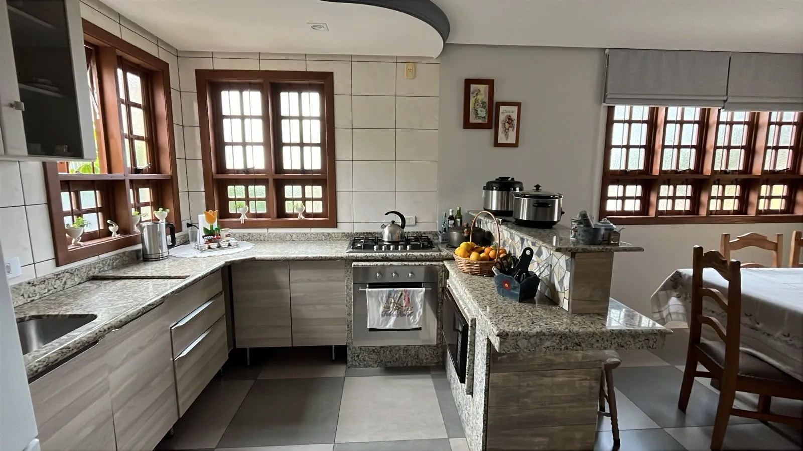 Imagem Casa alto padrão à venda em Santa Isabel, Viamão