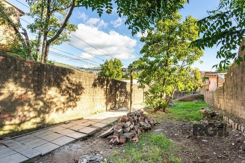 Imagem terreno no bairro Medianeira com 435m²