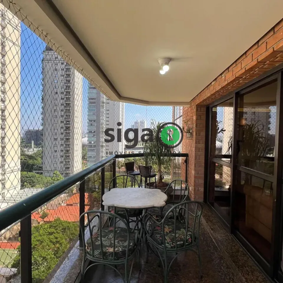 Imagem Apartamento à venda com 240m², 3 quartos e 3 vagas na Vila Mariana