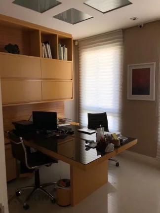 Imagem Casa de Condomínio em Alphaville - Santana de Parnaíba, SP
