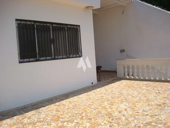 Imagem Casa à Venda no Centro de São Vicente– 307,73m², 4 Quartos, 1 Suíte, 4 Banheiros e Área de Festas