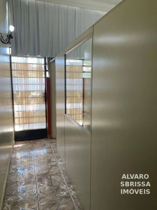 Imagem Casa estilo sobrado com 3 dormitórios cozinha e ampla sala a venda na região central de Itu SP