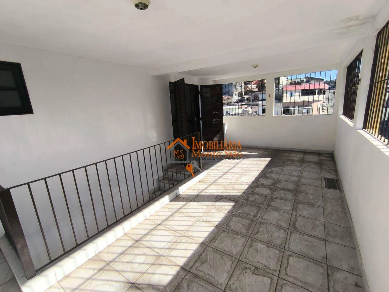 Imagem Sobrado com 3 dormitórios à venda, 100 m² por R$ 500.000,00 - Jardim Divinolândia - Guarulhos/SP
