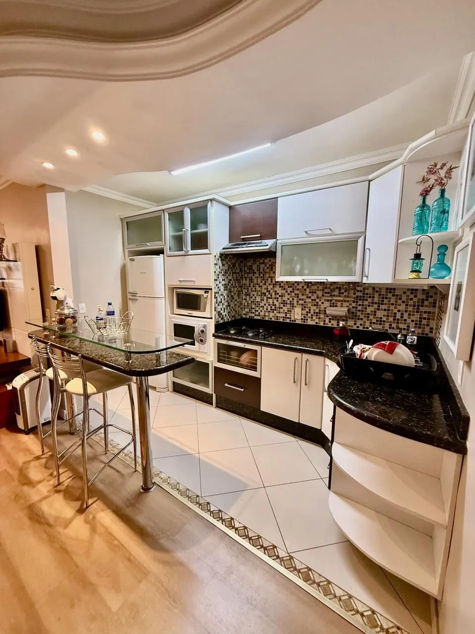 Imagem Apartamento à venda em Gramado, Vila Suíça, com 2 quartos, 76m2