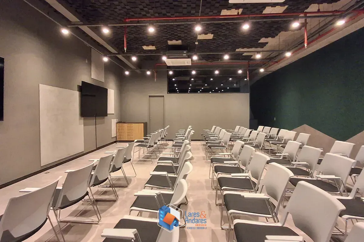 Imagem Conjunto comercial para venda em Água Branca, 69m²