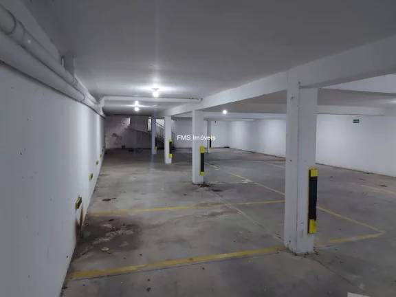 Imagem Prédio inteiro para locação com 643m² na Vila Sônia.