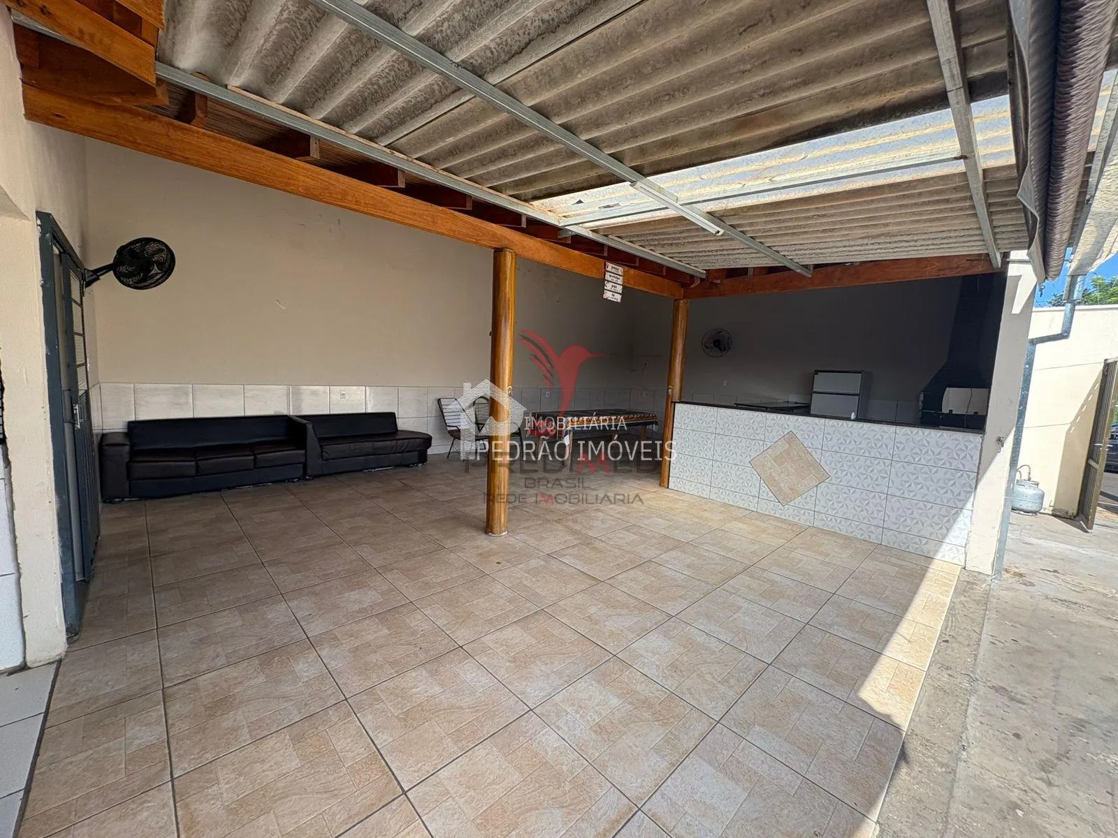 Imagem Casa de esquina no bairro Antonio Lopes. Lençóis Paulistas.. Aceita financiamento