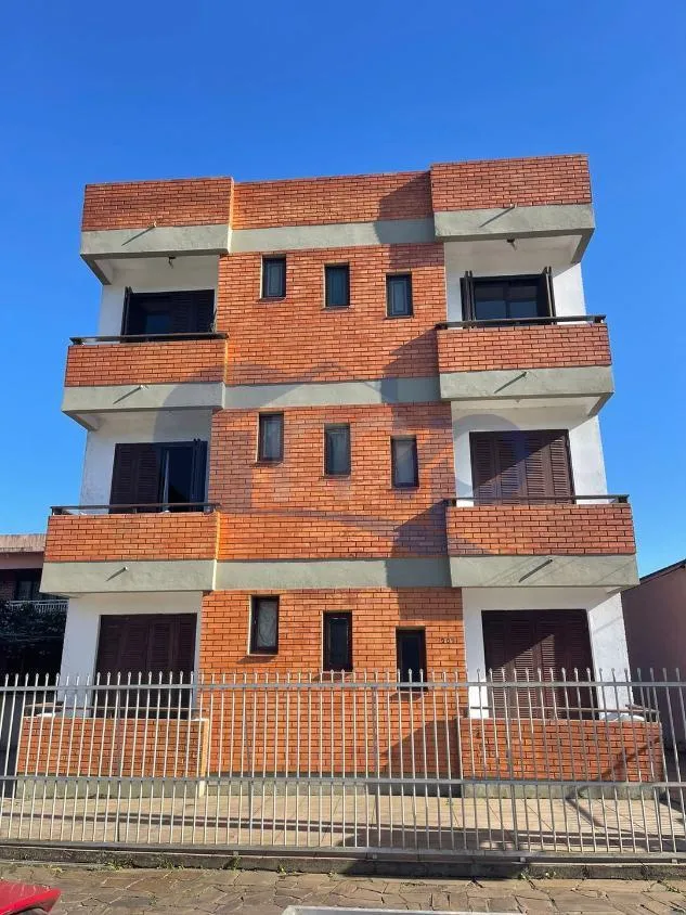 Apartamento á venda com 3 dormitórios no centro de Torres/RS