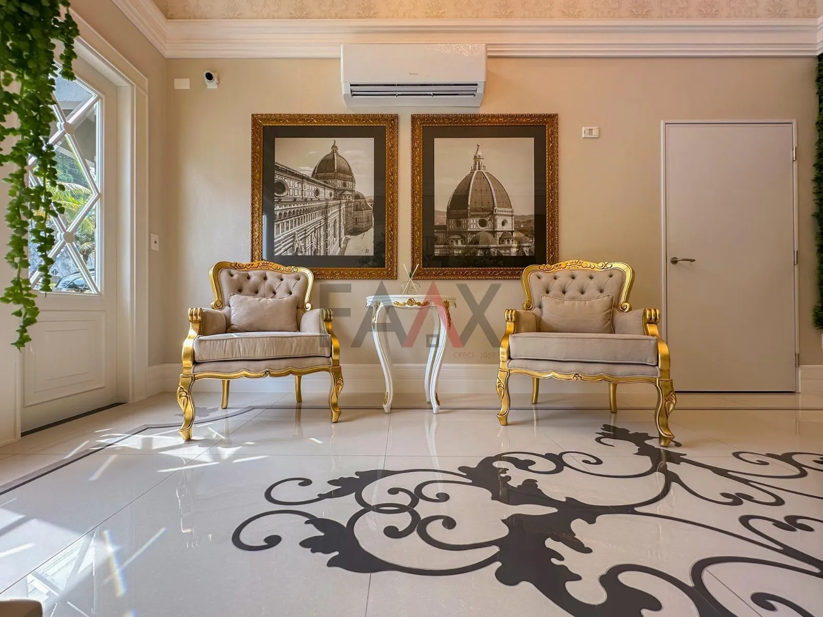 Imagem Château de Florence Apartamentos à Beira-Mar em Itapema - Conforto e Elegância