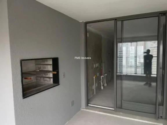 Imagem Apartamento para Venda com 4 Suítes e 3 Vagas de Garagem.