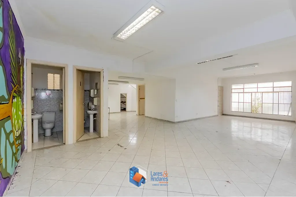 Imagem Casa à venda 4 Quartos 1 Suite 2 Vagas 261M² Jardim Jabaquara São Paulo - SP