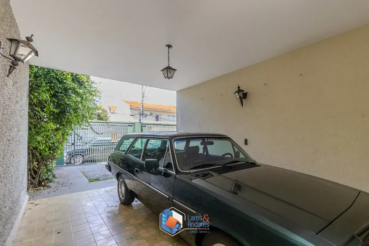 Imagem Casa para venda em Brooklin Paulista com 3 quartos, sendo 1 suíte, 500m²