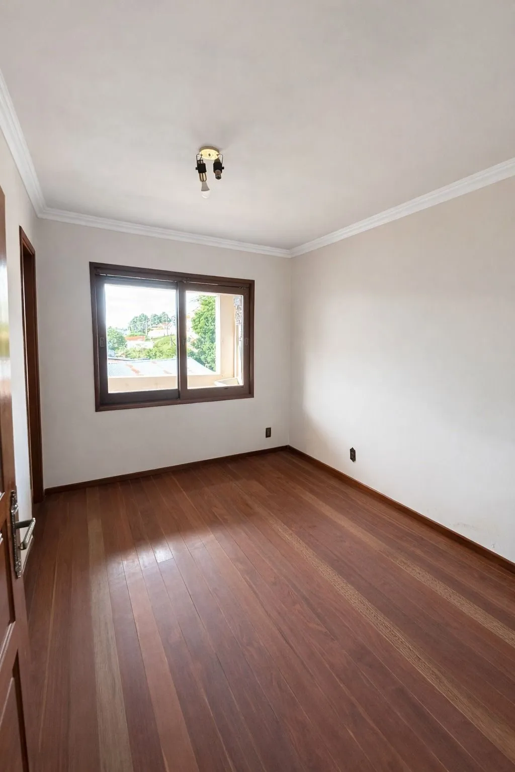 Imagem Predio Residencial e Comercial à Venda em Sant´Ana do Livramento.