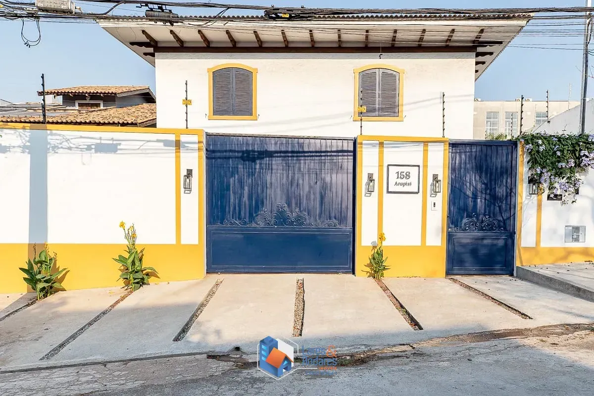 Foto do imóvel Casa para venda em Chácara Monte Alegre com 4 quartos, sendo 1 suíte, 450m² em Rua Arapixi