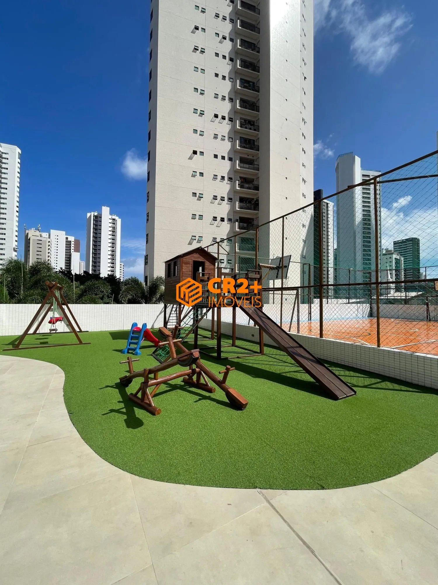 Imagem Vendo apartamento com a metragem de 162, em boa viagem com varanda integrada com