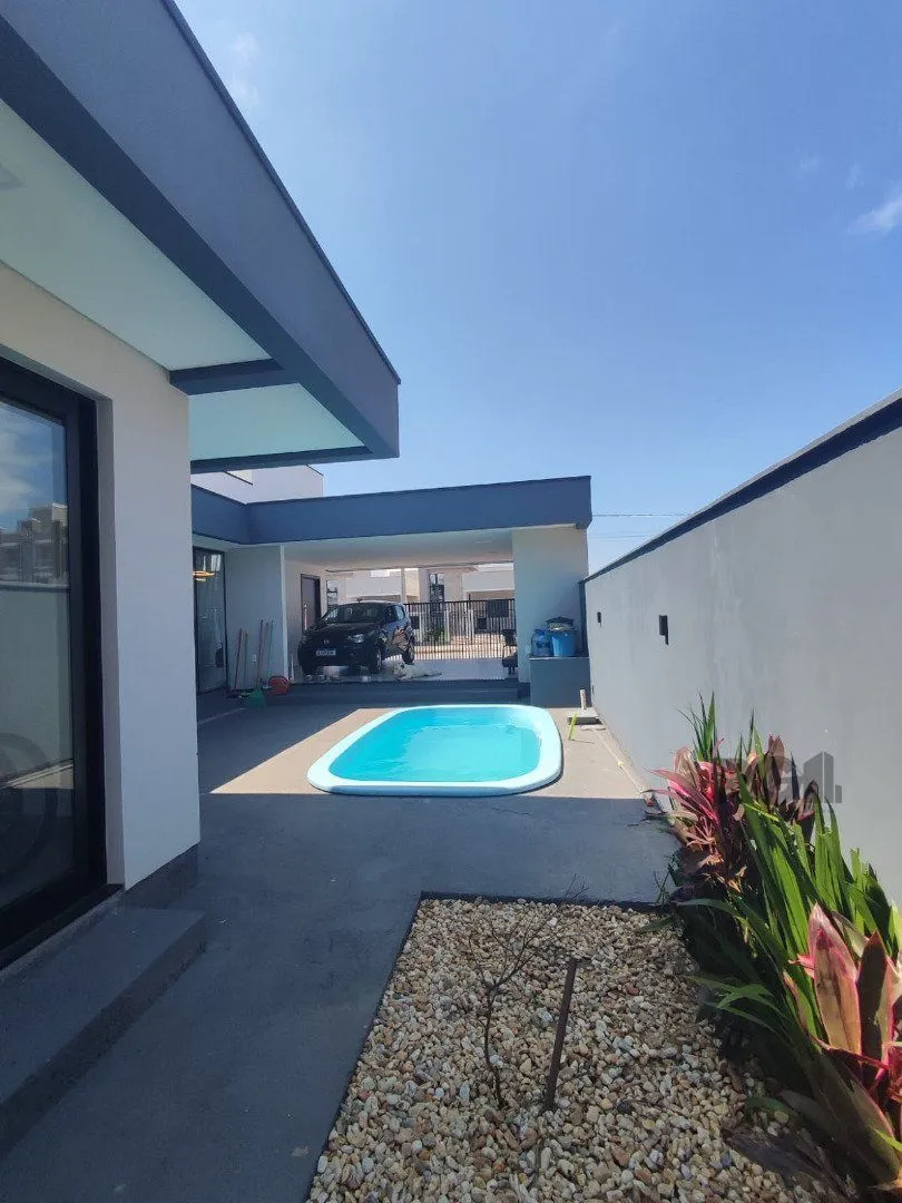 Imagem Casa | 3 Quartos | 1 Suíte | 2 vagas | 126m2 Privativos | Tijucas - SC